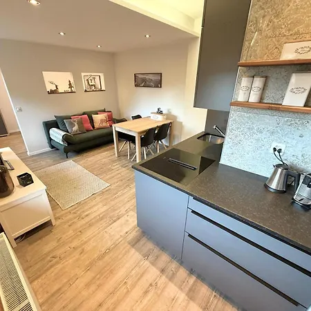 In Lucia - Der Traum Am Bach *